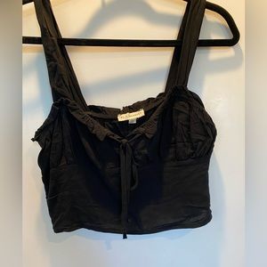 Like-New ribbed/linen cropped top